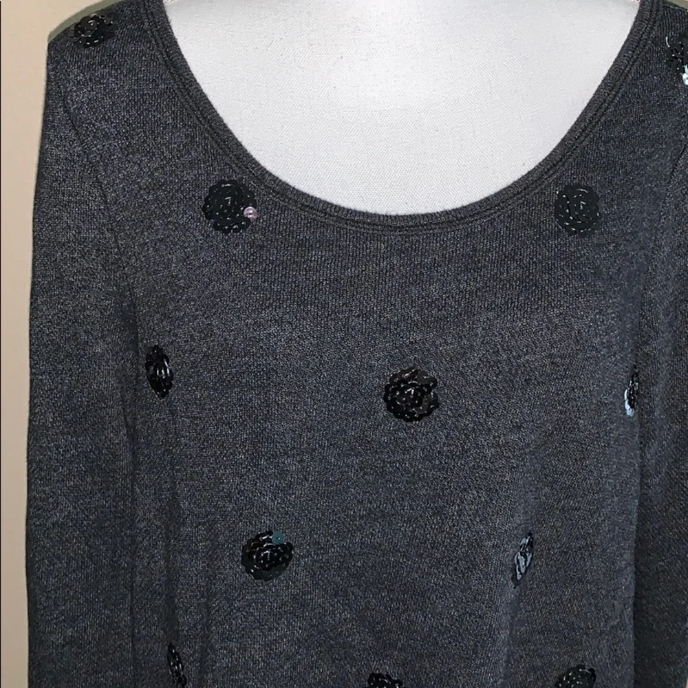 Aerie charcoal grey sweater with sequin